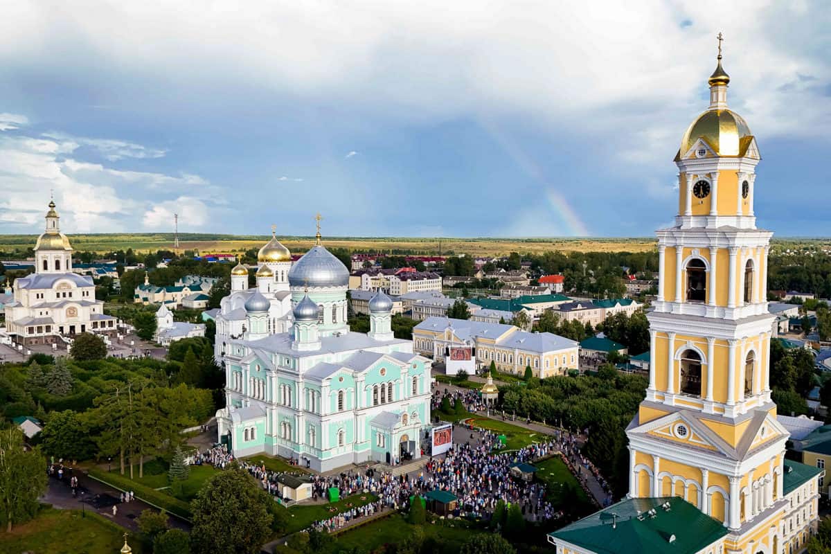 Паломничество в Дивеево: путь к духовному преображению - 4