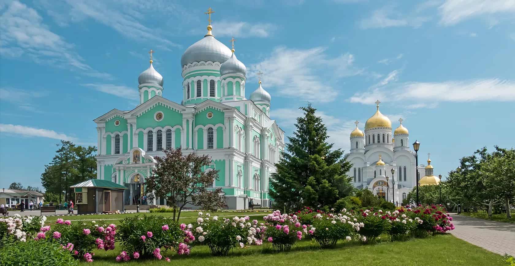 Паломничество в Дивеево: путь к духовному преображению